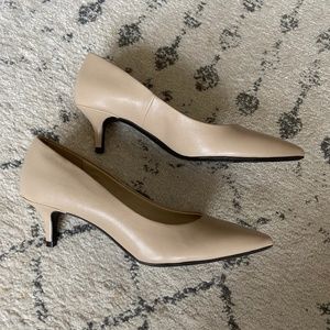 Brand New Genuine Tan Leather Kitten Heels
